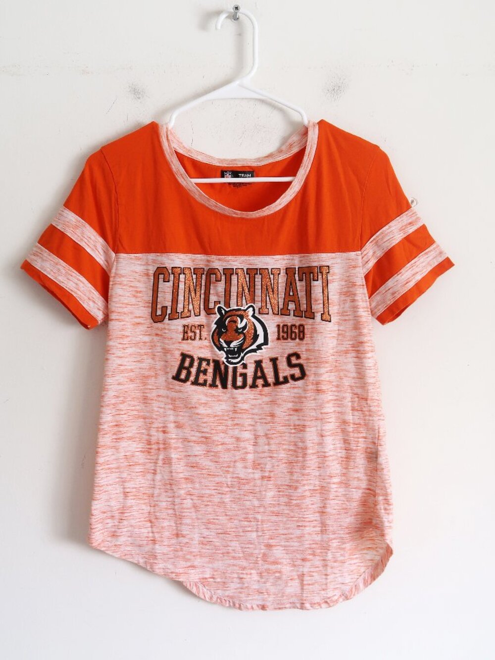 NFL Team Apparel Cincinnatti Bengals Tee - Size Small